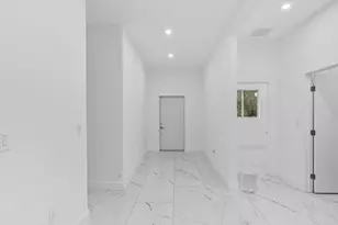 533 NW 16th Ave, Fort Lauderdale, FL 33311 - Photo 4