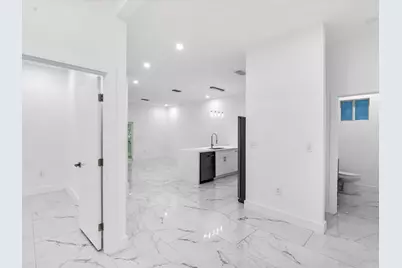533 NW 16th Avenue, Fort Lauderdale, FL 33311 - Photo 6