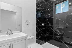 533 NW 16th Ave, Fort Lauderdale, FL 33311 - Photo 22