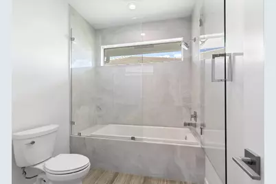 11166 Isle Brook Court, Wellington, FL 33414 - Photo 32