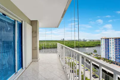 500 Bayview Drive #1521, Sunny Isles Beach, FL 33160 - Photo 14