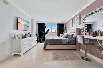 500 Bayview Drive #1521, Sunny Isles Beach, FL 33160 - Photo 10