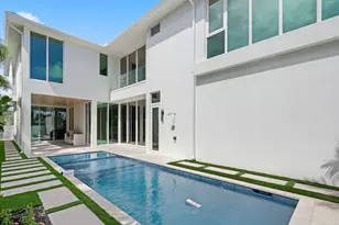 320 Grove Pl, Delray Beach, FL 33444 - Photo 24