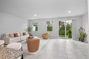 5766 SE Edgewater Cir, Stuart, FL 34997 - Photo 4