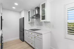 689 NE 6th Ct, Boynton Beach, FL 33435 - Photo 12