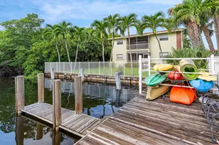 689 NE 6th Ct, Boynton Beach, FL 33435 - Photo 26