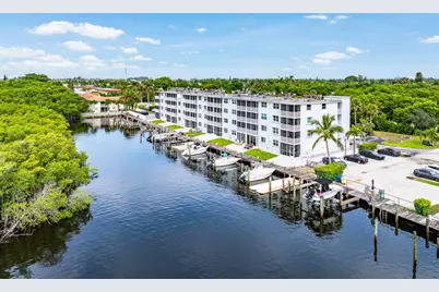 689 NE 6th Court #4050, Boynton Beach, FL 33435 - Photo 36