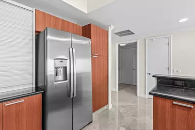 2650 Lake Shore Drive #703, Riviera Beach, FL 33404 - Photo 8