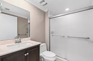 2650 Lake Shore Dr, Riviera Beach, FL 33404 - Photo 22