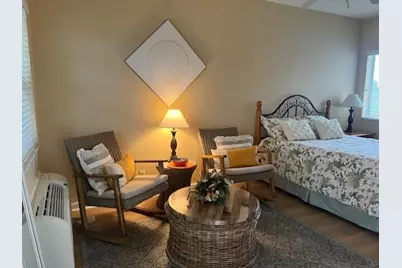 8290 Mulligan Circle #B, Port Saint Lucie, FL 34986 - Photo 2