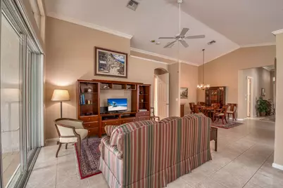 9270 Heron Cove Drive, West Palm Beach, FL 33411 - Photo 18