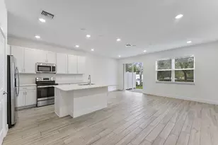 247 Preserve Trl N, Stuart, FL 34994 - Photo 10