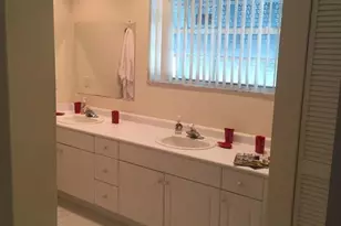 619 NE 7th Ave, Delray Beach, FL 33483 - Photo 18