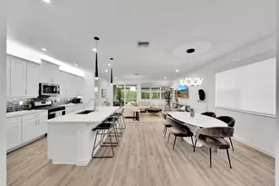 10219 SW Corvus Ln, Port Saint Lucie, FL 34987 - Photo 6