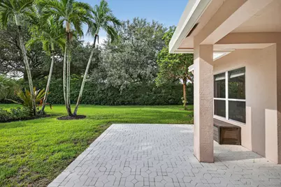 8828 Sandown Way, Boynton Beach, FL 33472 - Photo 24