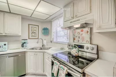 18081 SE Country Club Drive #3-26, Jupiter, FL 33469 - Photo 6