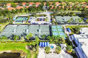 9975 Seacrest Cir, Boynton Beach, FL 33437 - Photo 38