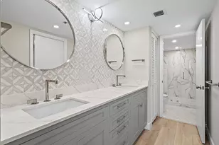 16910 Bay St, Jupiter, FL 33477 - Photo 6