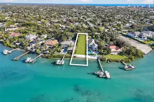 114 W Riverside Dr, Jupiter, FL 33469 - Photo 2