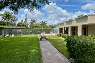 705 Lori Dr, Palm Springs, FL 33461 - Photo 42