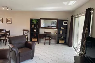 705 Lori Dr, Lake Worth, FL 33461 - Photo 12