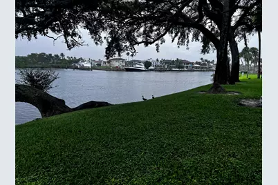 386 Golfview Road #F, North Palm Beach, FL 33408 - Photo 24