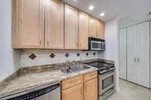 405 N Ocean Blvd, Pompano Beach, FL 33062 - Photo 6