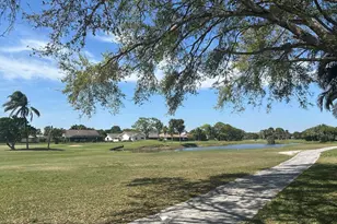 7874 SE Saratoga Dr, Hobe Sound, FL 33455 - Photo 4