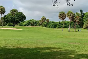 7874 SE Saratoga Dr, Hobe Sound, FL 33455 - Photo 6