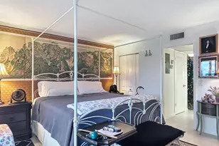 208 Wellington E, West Palm Beach, FL 33417 - Photo 10