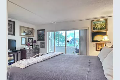 208 Wellington E, West Palm Beach, FL 33417 - Photo 8