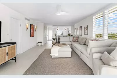 920 Dogwood Drive #560, Delray Beach, FL 33483 - Photo 12