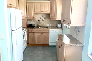 392 Brighton J, Boca Raton, FL 33434 - Photo 4