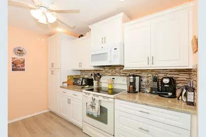 18 Lake Vista Trail #107, Port Saint Lucie, FL 34952 - Photo 6