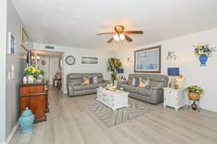 18 Lake Vista Trail, Port Saint Lucie, FL 34952 - Photo 8