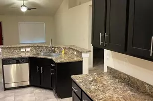 5910 NW Java Ct, Port Saint Lucie, FL 34986 - Photo 4