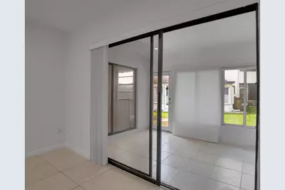 315 NW 36th Avenue, Deerfield Beach, FL 33442 - Photo 18