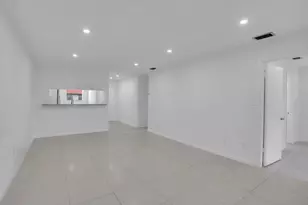 315 NW 36th Ave, Deerfield Beach, FL 33442 - Photo 10