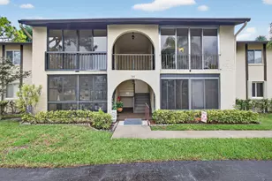 340 Pine Ridge Cir, Greenacres, FL 33463 - Photo 6