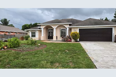 534 SW Halifax Avenue, Port Saint Lucie, FL 34953 - Photo 2