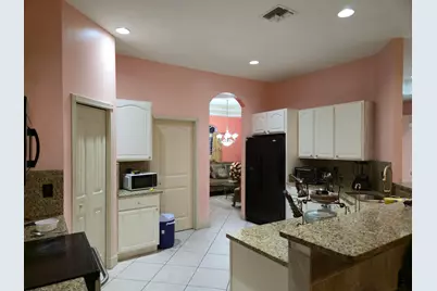 534 SW Halifax Avenue, Port Saint Lucie, FL 34953 - Photo 10