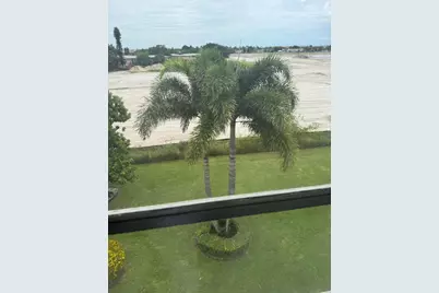 407 Greenbrier A, West Palm Beach, FL 33417 - Photo 16