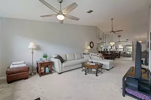 7681 Tahiti Ln, Lake Worth, FL 33467 - Photo 8