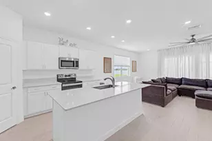 7609 NW Archerfield Dr, Port Saint Lucie, FL 34987 - Photo 6