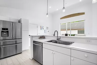 790 Clearbrook Park Circle, Delray Beach, FL 33445 - Photo 10