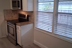 5815 Garden Ave, West Palm Beach, FL 33405 - Photo 14