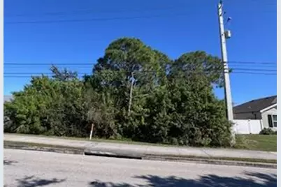 2249 SE Lennard Road, Port Saint Lucie, FL 34952 - Photo 10