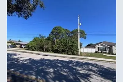 2249 SE Lennard Road, Port Saint Lucie, FL 34952 - Photo 6