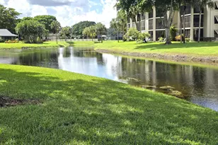 10039 Hickorywood Pl, Boynton Beach, FL 33437 - Photo 36