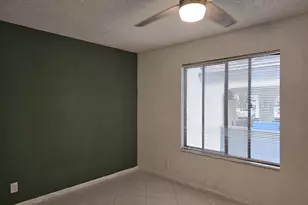 10039 Hickorywood Pl, Boynton Beach, FL 33437 - Photo 12